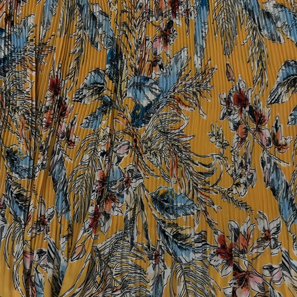 Status by Chenault size L floral skirt - Picture 2 of 5